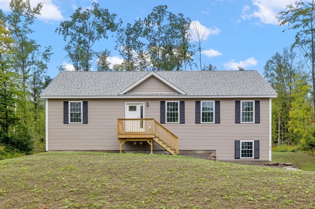 Manufactured Home Delivery in Mankato