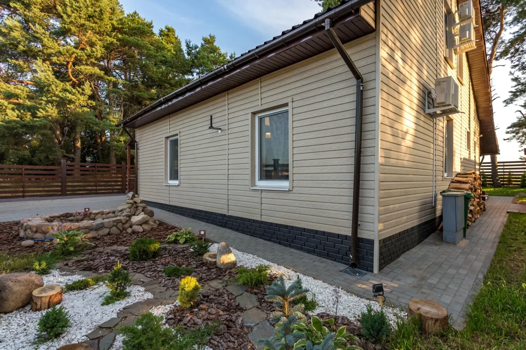 Manufactured Home Delivery in Lakeville