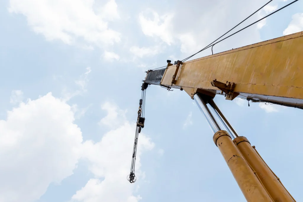 On-Site Crane & Setting Services in Mankato